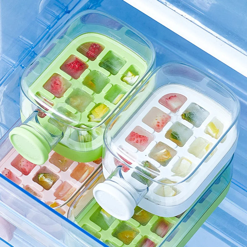 ChillMate – Covered Ice Tray with Straw & Tie